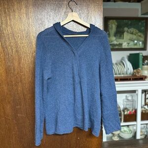 Cashmere One Girl Who Small Blue Lightweight Hoodie Hooded Sweater Anthro A14